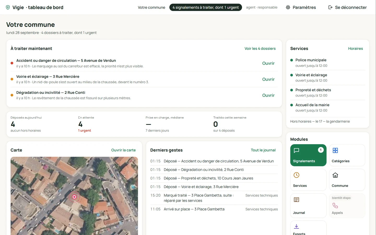 Le tableau de bord de la mairie sur un ordinateur&nbsp;: les signalements à traiter, les chiffres du jour, la carte aérienne centrée sur le signalement urgent, les derniers gestes et les modules